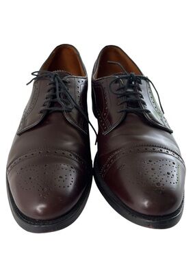 Allen Edmonds Stratton Brouge Cap Toe Oxfords Size 10 AA Burgundy Leather Sole